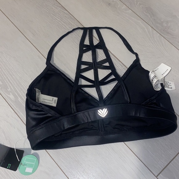 Athletic bra - Picture 2 of 2